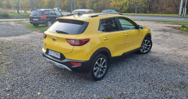 Kia Stonic cena 62700 przebieg: 64800, rok produkcji 2018 z Błaszki małe 301